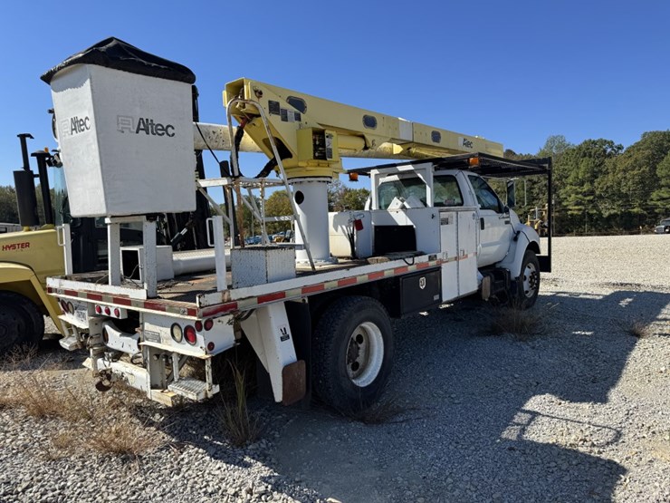 2001-ford-f700-image-4