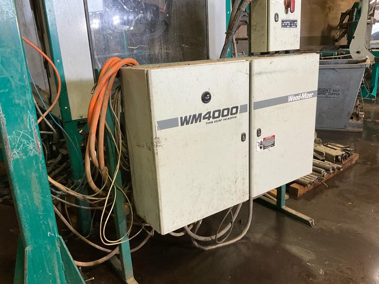 #100-•-2014-wood-mizer-wm4000-thin-kerf-image-11