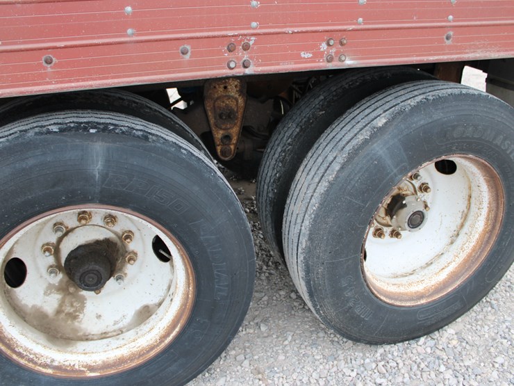 #2079-•-#2079-1981-barret-42ft-super-hopper-bottom-trailer-image-10