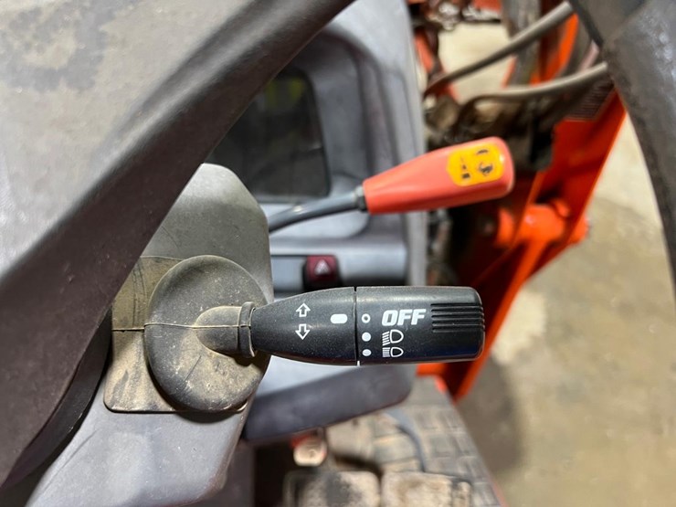 kubota-la514-image-33