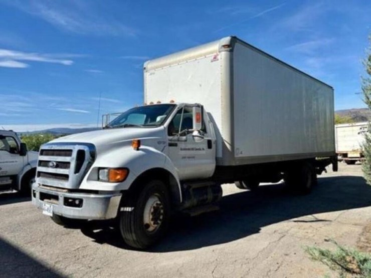 2013-ford-f750-xl-image-6