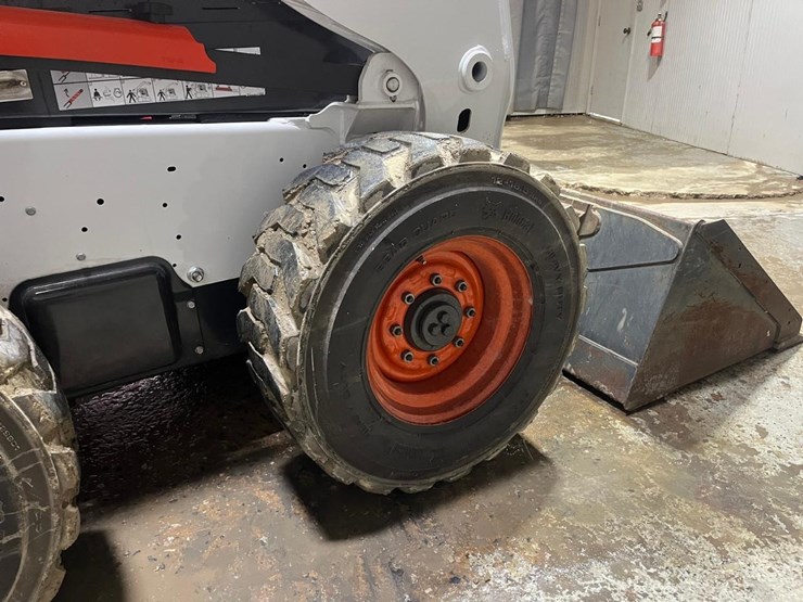 2023-bobcat-s650-image-16