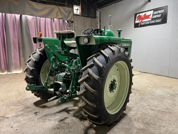 1966-oliver-1650-image-5