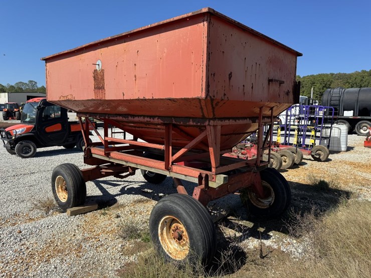 #12472-•-5th-wheel-grain-cart-gravity-wagon-image-4