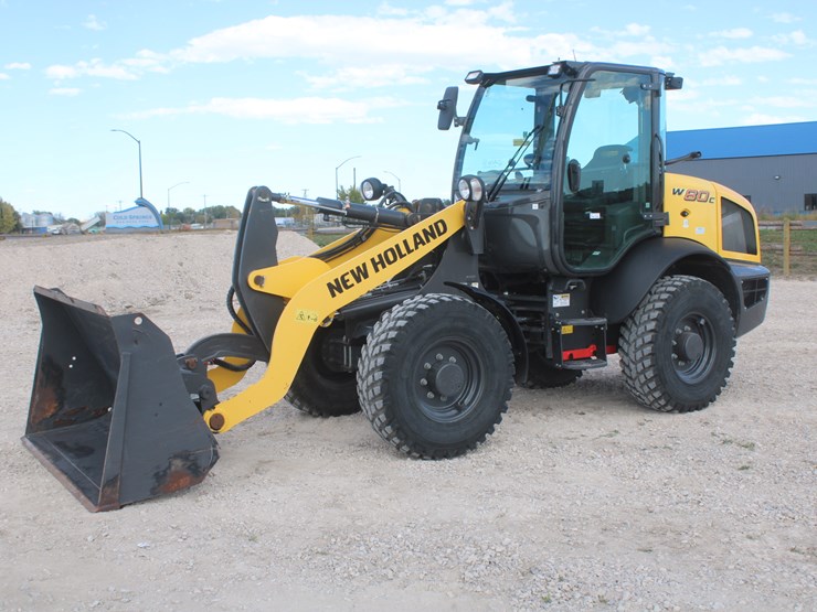 2021-new-holland-w80c-image-2