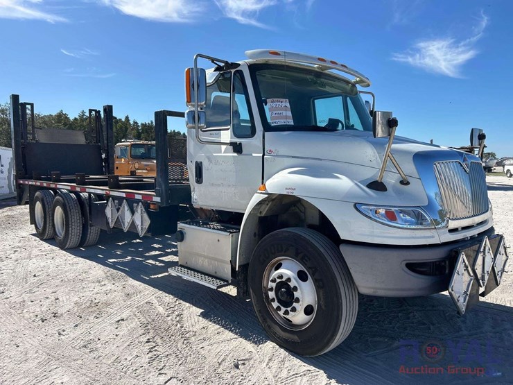 2016-international-workstar-7400-image-2