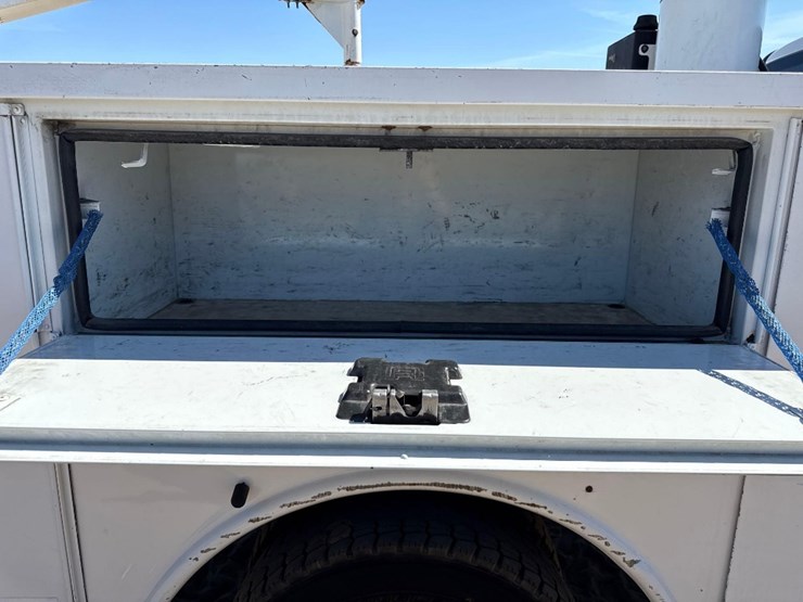 2017-ford-f450-xl-image-17