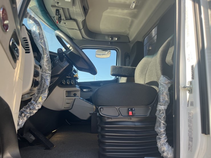 #4709-•-2025-peterbilt-589-tri-axle-dump-truck-image-20