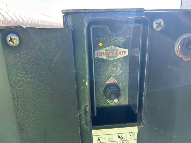 2015-ford-f350-image-24