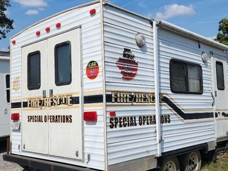 small-camper-image-6