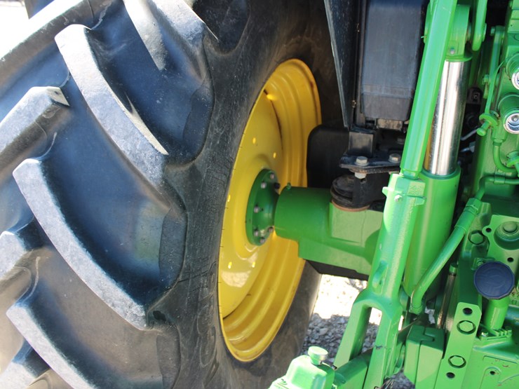 john-deere-6120m-image-30