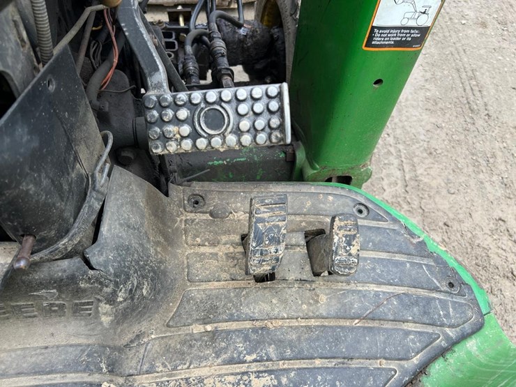 john-deere-4600-image-40