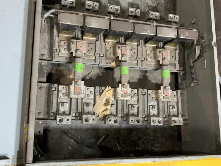 #183-•-ite-safety-switch-image-9