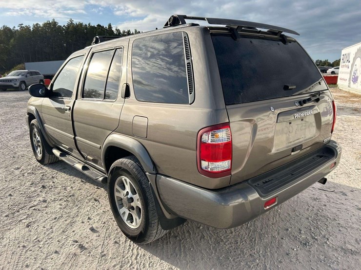 2001-nissan-pathfinder-image-4