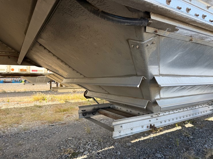 2018-wilson-hopper-bottom-image-55