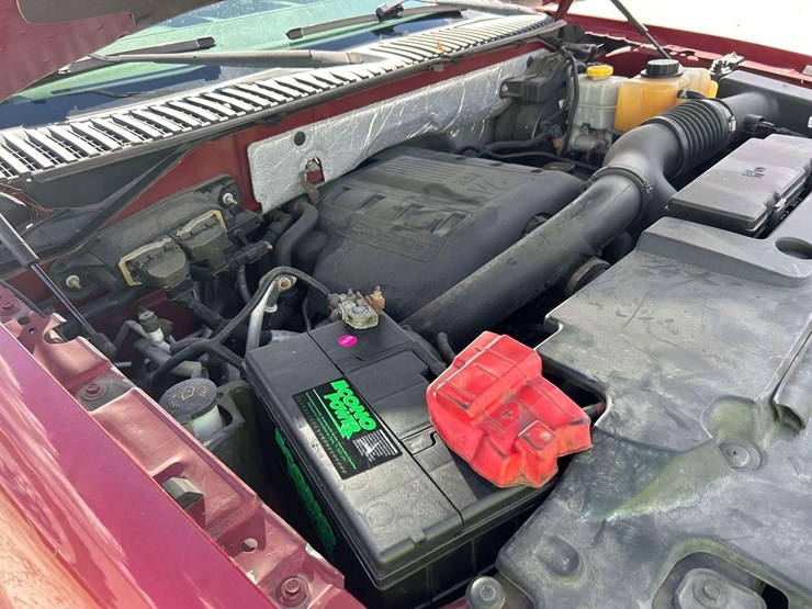 2016-ford-expedition-xlt-image-9