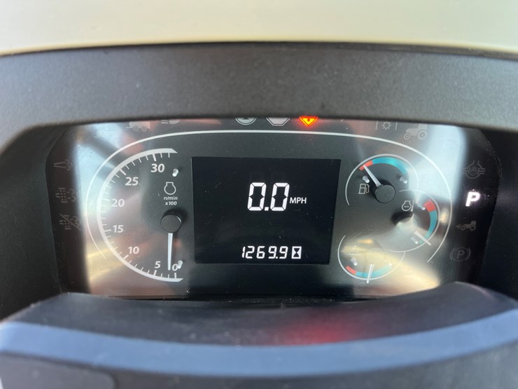 2016-john-deere-5100e-image-20