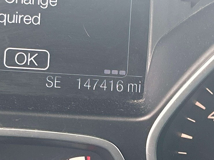 2016-ford-escape-se-image-6