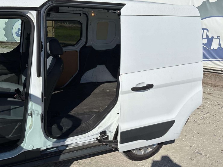 2018-ford-transit-connect-image-27