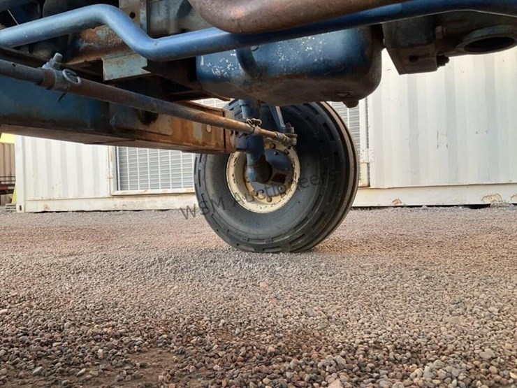 mitsubishi-my750-tractor-image-18