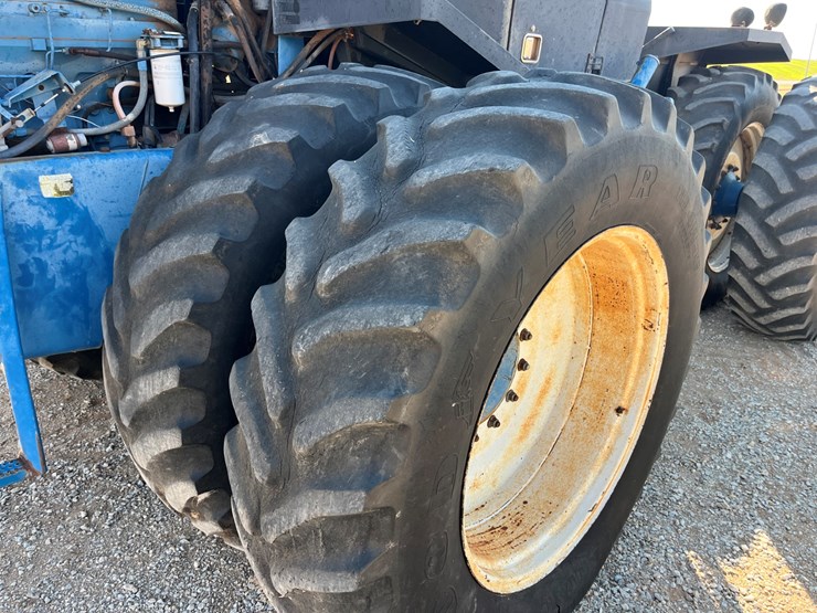 1989-ford-846-image-2