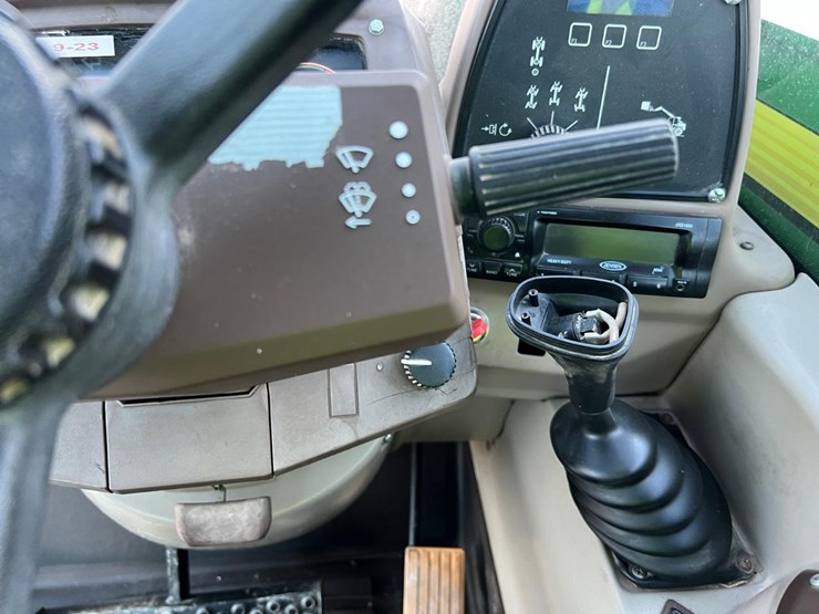 john-deere-3420-image-23