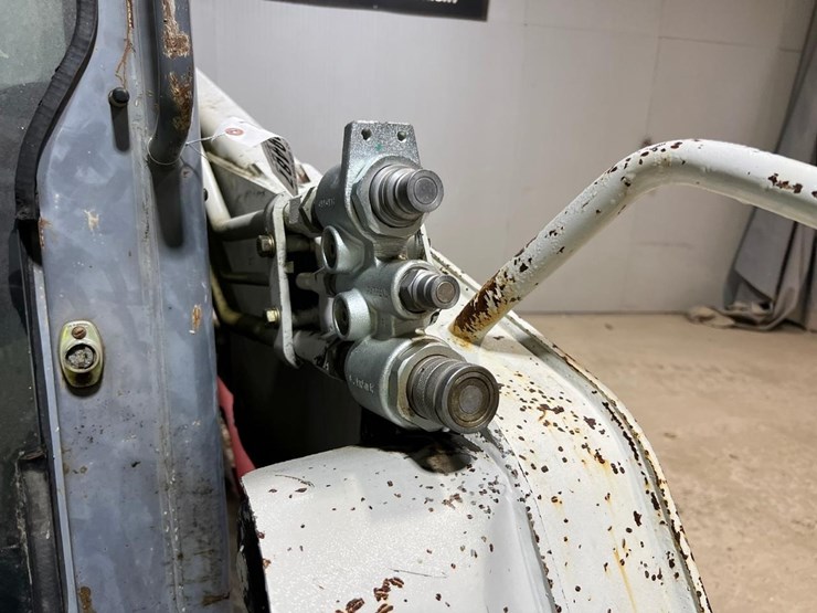 takeuchi-tl150-image-11