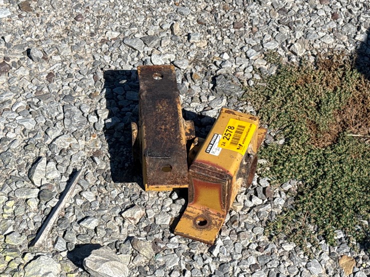 #2578-•-lot-of-(2)-shaft-carriers-inv#-2578-image-1