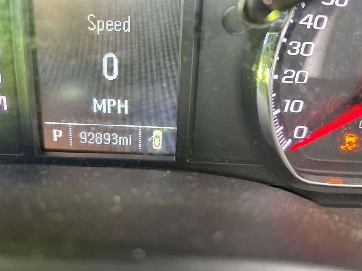 2016-chevrolet-tahoe-image-6