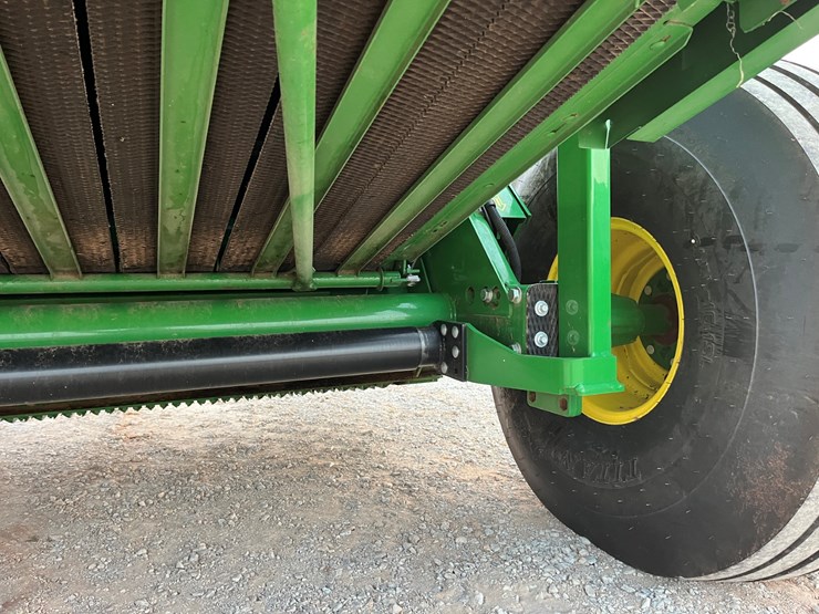 2021-john-deere-460m-image-12