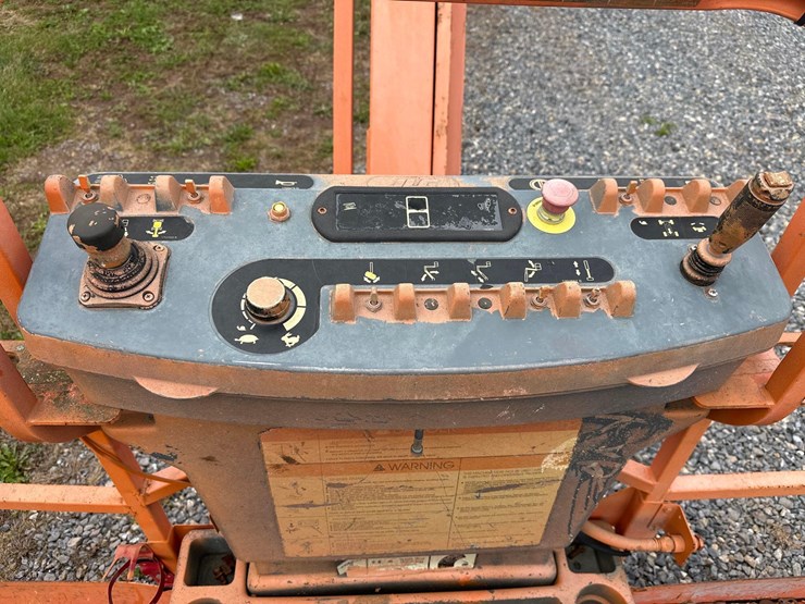 2007-jlg-660sj-image-4