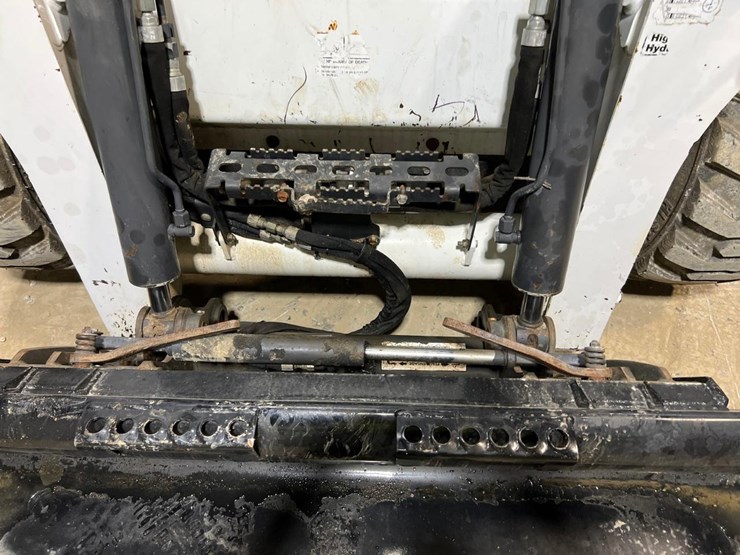 2017-bobcat-s770-image-10