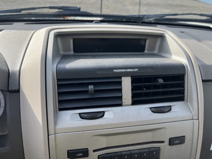 2010-ford-escape-hybrid-image-29