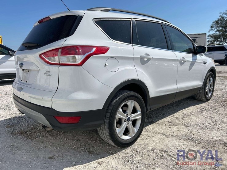 2014-ford-escape-image-3