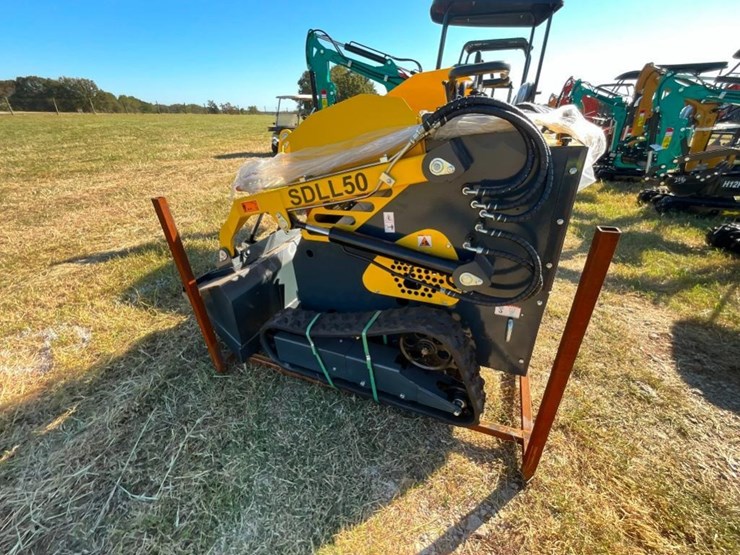 unused-sdll50-ride-on-mini-skid-steer-track-image-9
