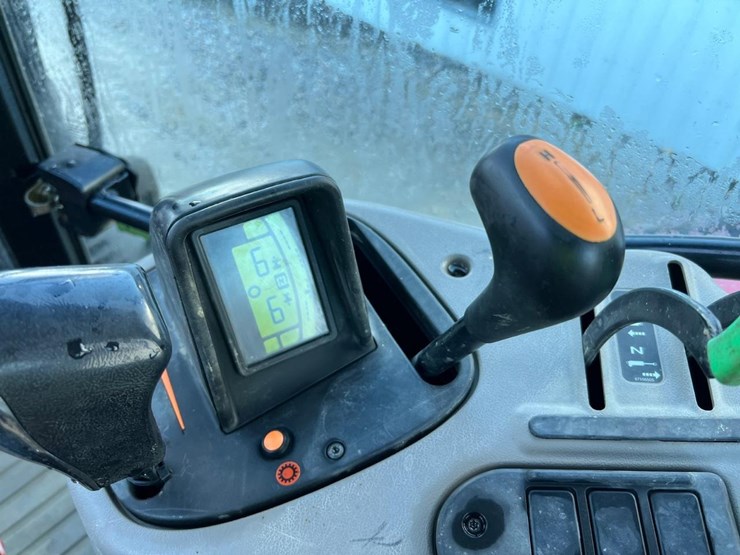 case-ih-maxxum-125-image-34