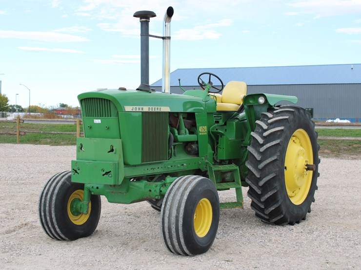 john-deere-4520-image-13