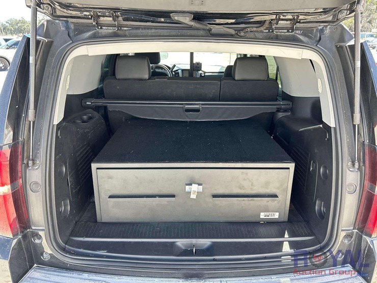 2018-chevrolet-tahoe-image-22