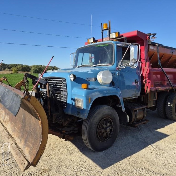 1994 FORD L8000