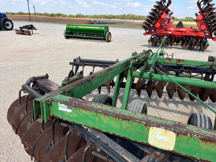 john-deere-355-image-11