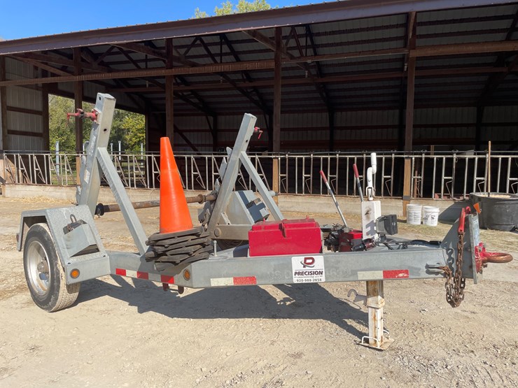 #1014-•-2015-moran-reel-trailer,-(has-title)-image-3