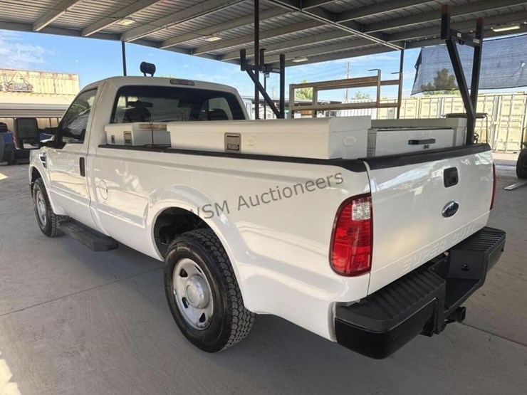 2010-ford-f250-image-5