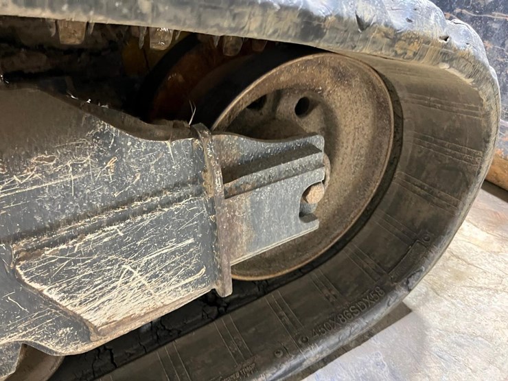 2015-deere-333g-image-21