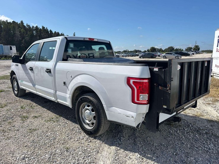 2017-ford-f150-image-4