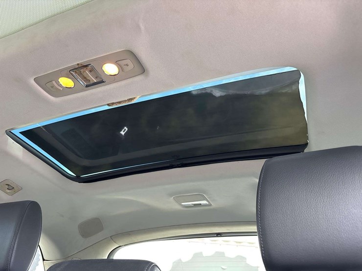 2012-audi-q7-premium-plus-awd-suv-image-25