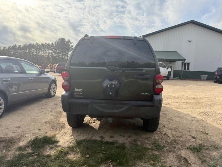 2006-jeep-liberty-image-8