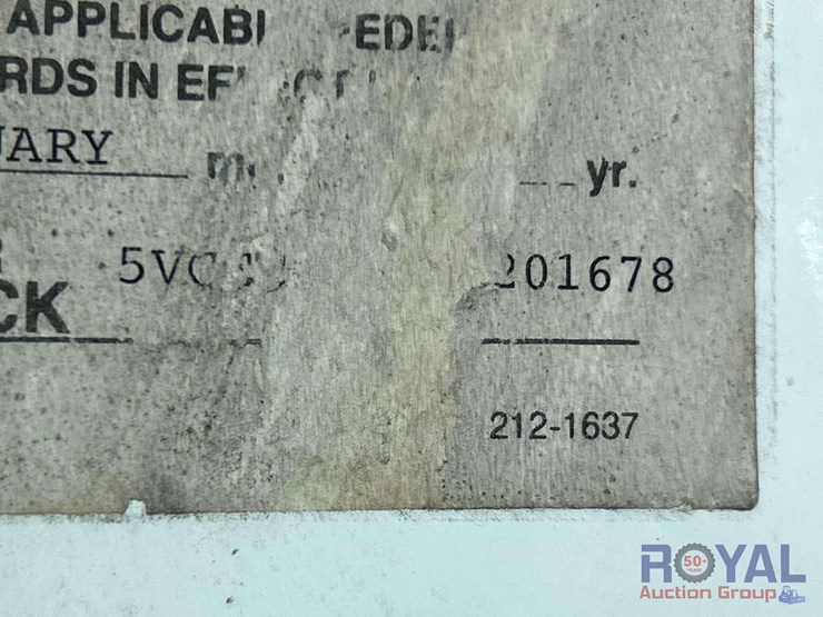 heil-28yd-side-loader-garbage-truck-image-5