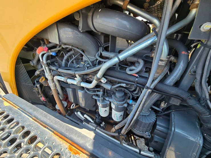 2017-ag-chem-rg1300b-image-15