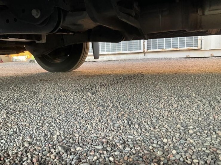 2013-ford-f550-image-30