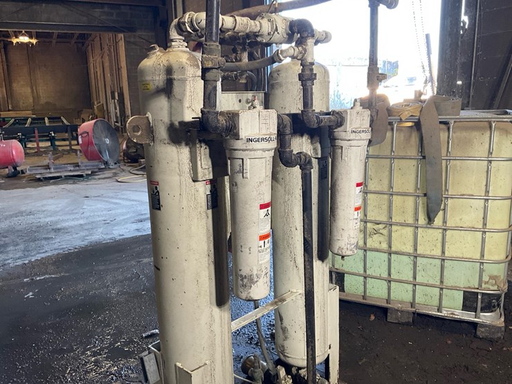 #151-•-ingersol-rand-air-dryer-image-5